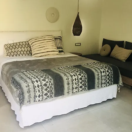 One Bedroom Next To Makrys Gialos